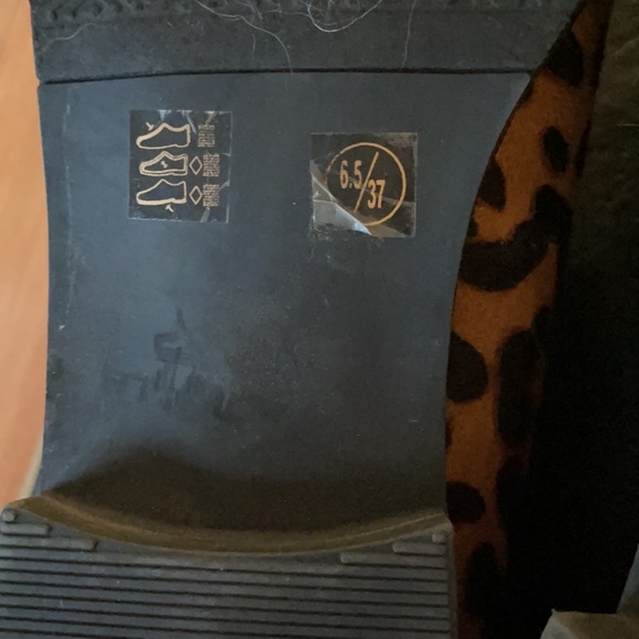 Leopard Flats 🐆 - Picture 9 of 9